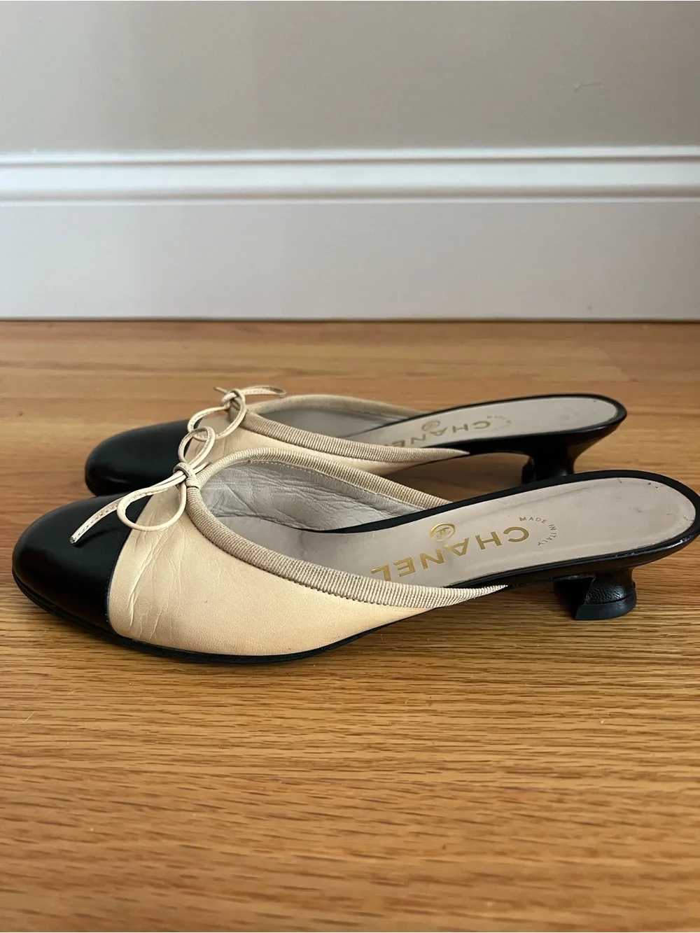 CHANEL slip mules
